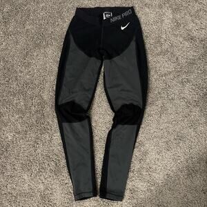 Nike pro black and